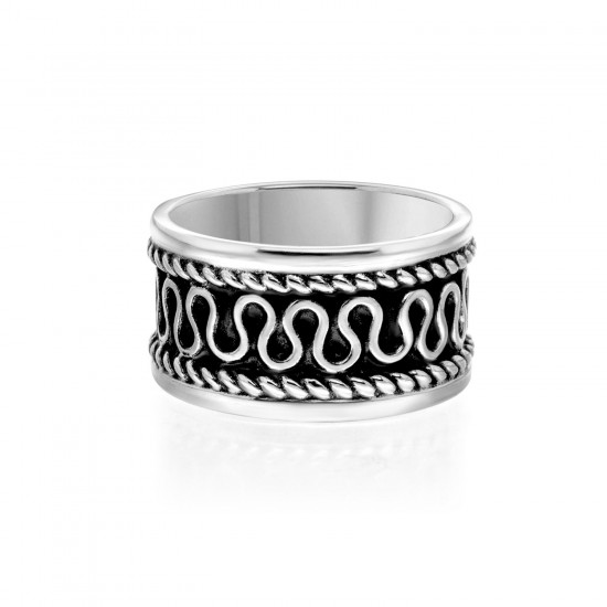 Kurva Silver Ring