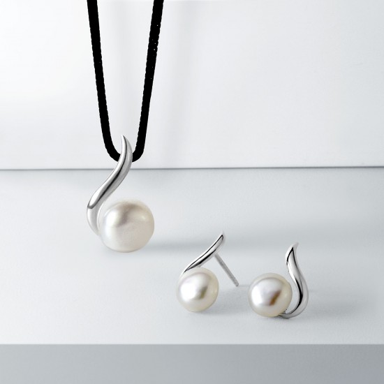 Lidah Pearl Silver Pendant