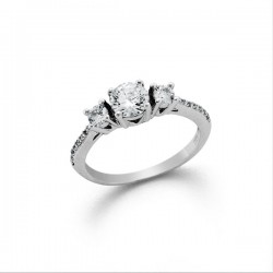 Classic Fiancee Zircon Silver Ring Classic Fiancee Zircon Silver Ring