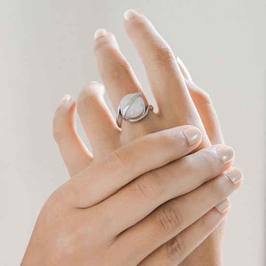 Trapped Pearl Silver Ring 