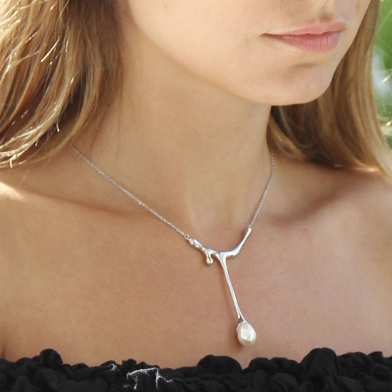 Mia Pearl Silver Necklace