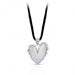 Amora Mother Of Pearl Silver Pendant Amora Mother Of Pearl Silver Pendant